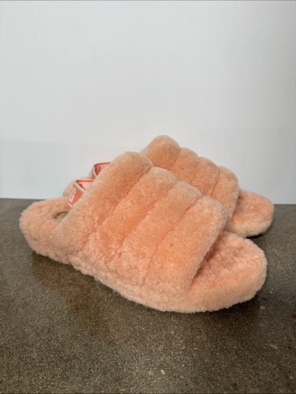 Ugg peach color fur slippers fluff size 11 - Picture 1 of 12